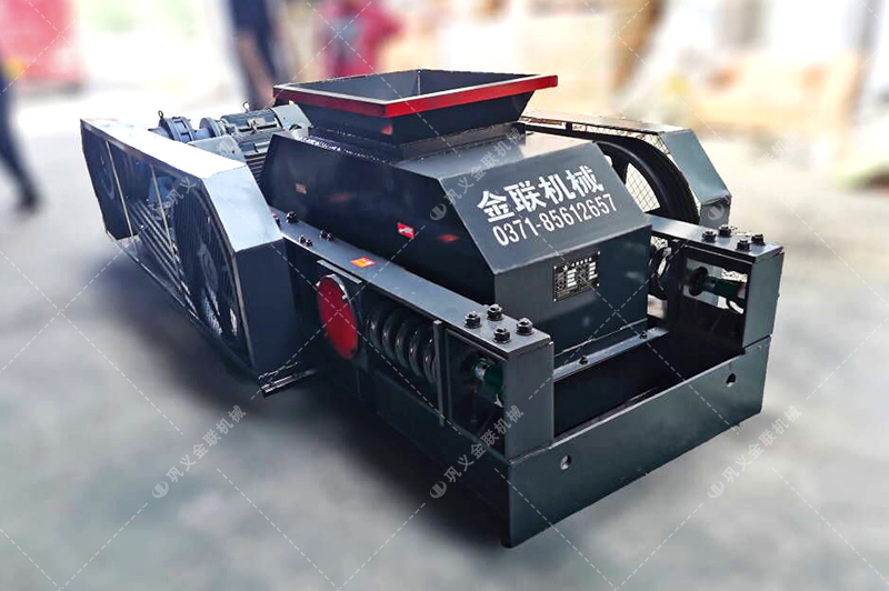雙齒輥破碎機-廠家直供價格低-齒輥式破碎機結(jié)構(gòu)原理圖 雙齒輥破碎機-廠家直供價格低-齒輥式破碎機結(jié)構(gòu)原理圖