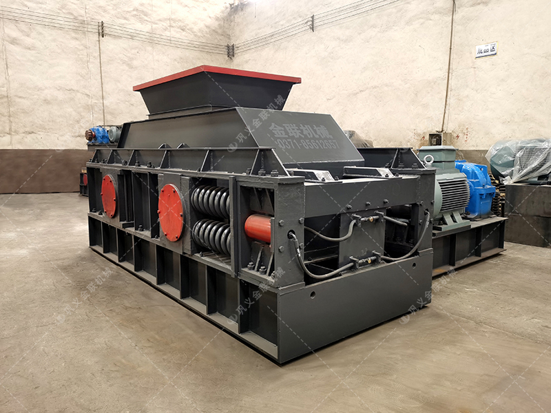 時產100噸瓜米石對輥制砂機有哪些型號？價格多少？