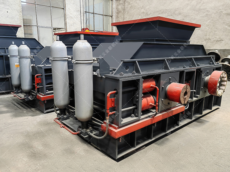 青石制砂難題多？對(duì)輥破碎機(jī)如何輕松應(yīng)對(duì)？